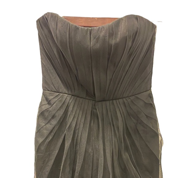 White (label) by Vera Wang Dress - Picture 3 of 5